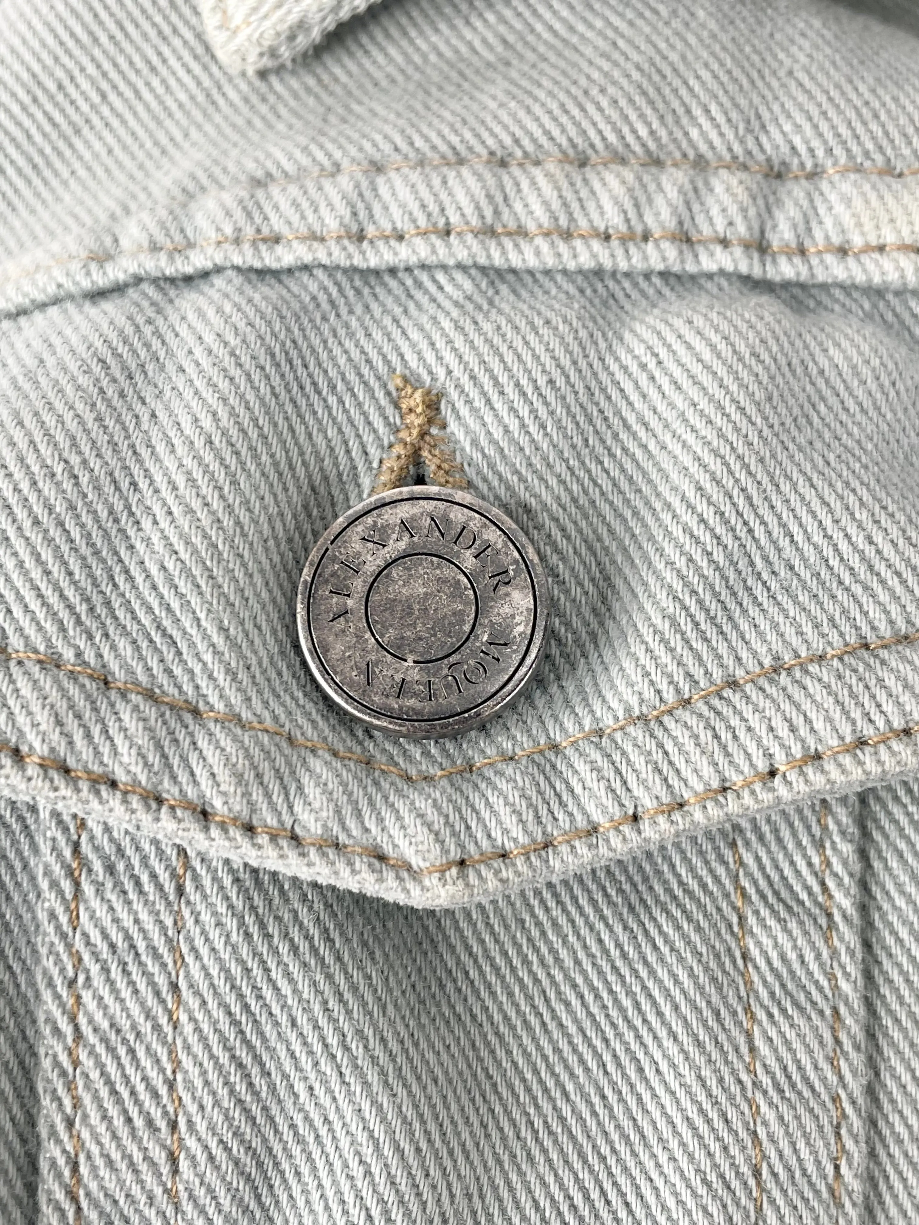 Alexander McQueen Sage Green Chain-Belted Denim Jacket - AU14